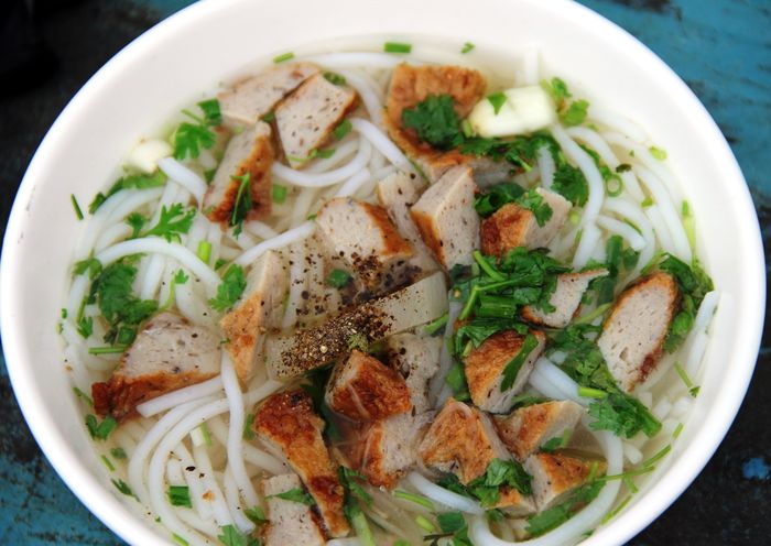 Bánh canh chả cá Mũi Né