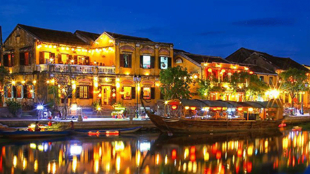 Hoi An by night