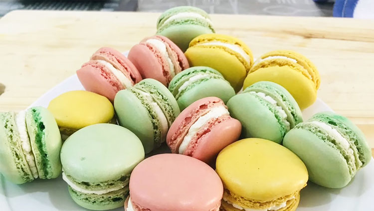 Các bước làm bánh macaron bằng nồi chiên không dầu