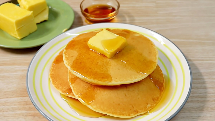 Cách làm bánh pancake không cần trứng