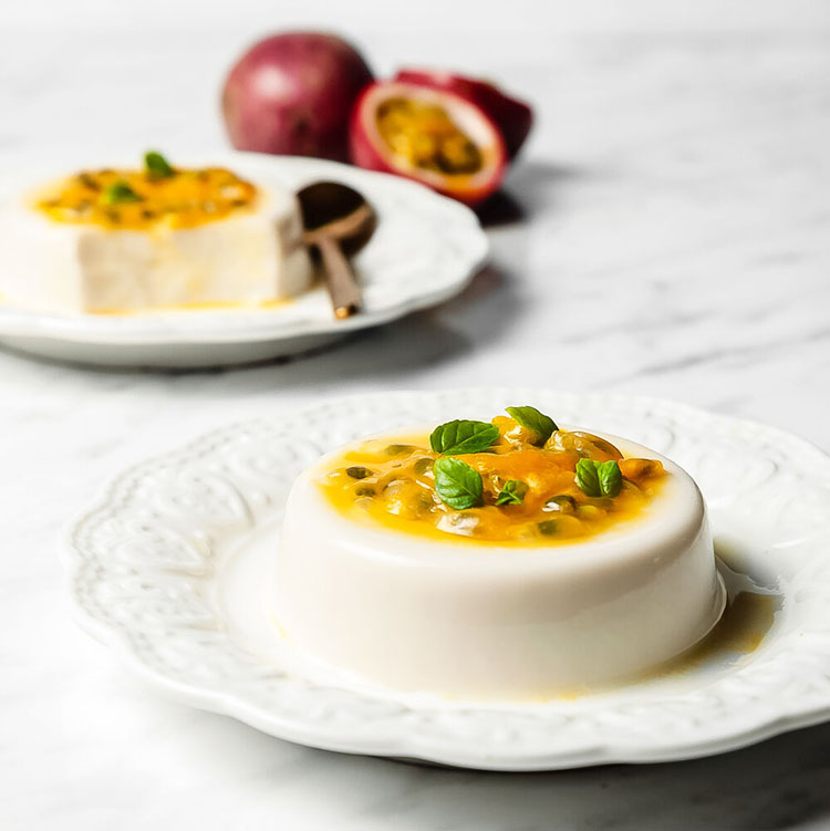 các bước làm bánh panna cotta chanh dây