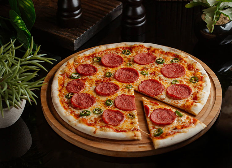 Cách làm bánh pizza xúc xích bằng nồi chiên không dầu