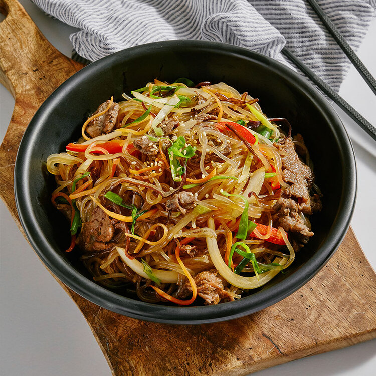 Cách Nấu Miến Trộn Hàn Quốc (Japchae) Thơm Ngon Chuẩn Vị