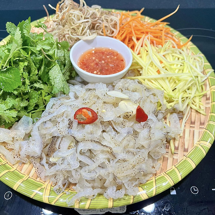 Các bước thực hiện làm gỏi sứa trộn xoài