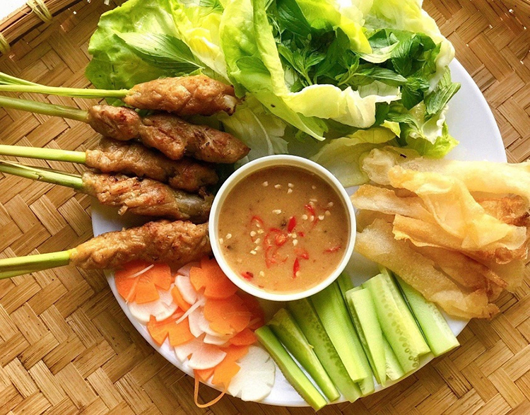 Cách Làm Nem Lụi Nướng Nha Trang Tại Nhà Đơn Giản Chuẩn Vị