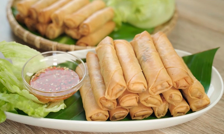 Cách làm nem chay từ đậu phụ và vỏ bưởi thơm ngon ròn dai
