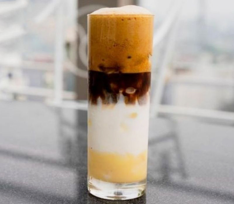 Cách Pha Cà Phê 3 Màu Đẹp Mắt Hương Vị Độc Đáo