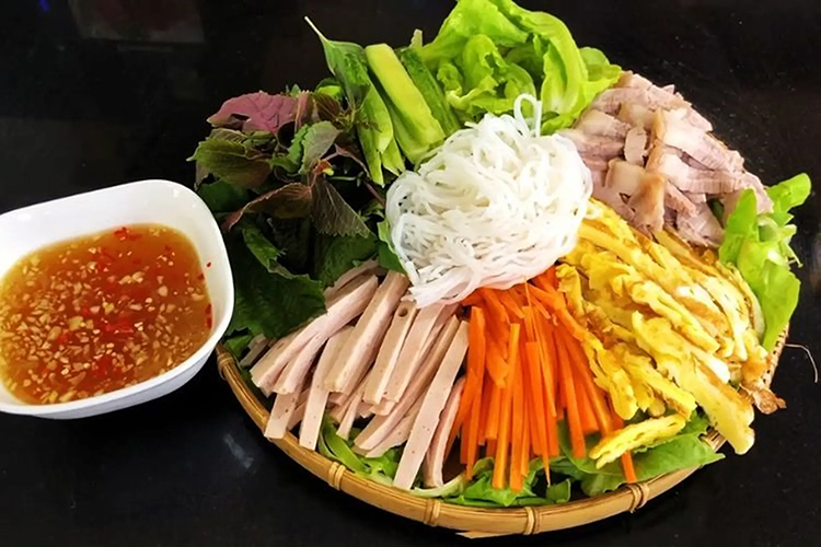 Hướng dẫn chi tiết cách làm nem cuốn bún