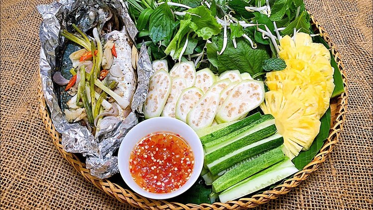 Cách làm cá nục hấp cuốn bánh tráng