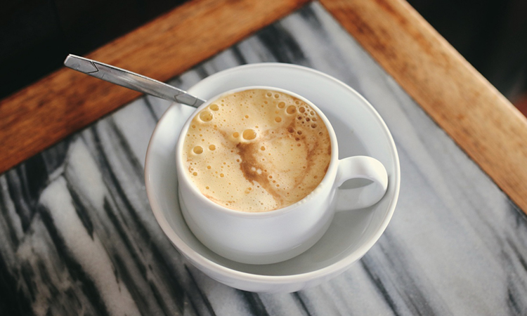 Steps to make Vietnamese egg coffee