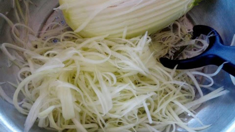 Các bước cách Làm Nem Chay Bằng Đu Đủ