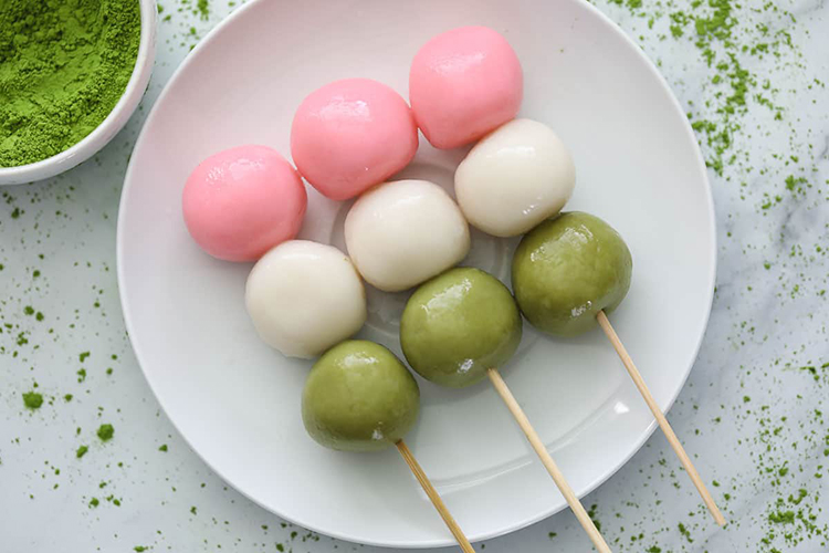 Cách Làm Bánh Dango Nhật Bản Dẻo Ngon Chuẩn Vị