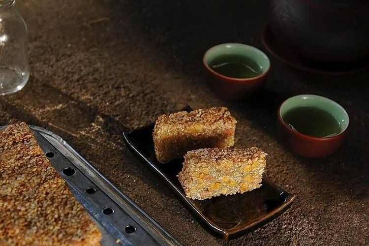 Cách làm bánh cáy tiến vua truyền thống thơm ngon chuẩn vị