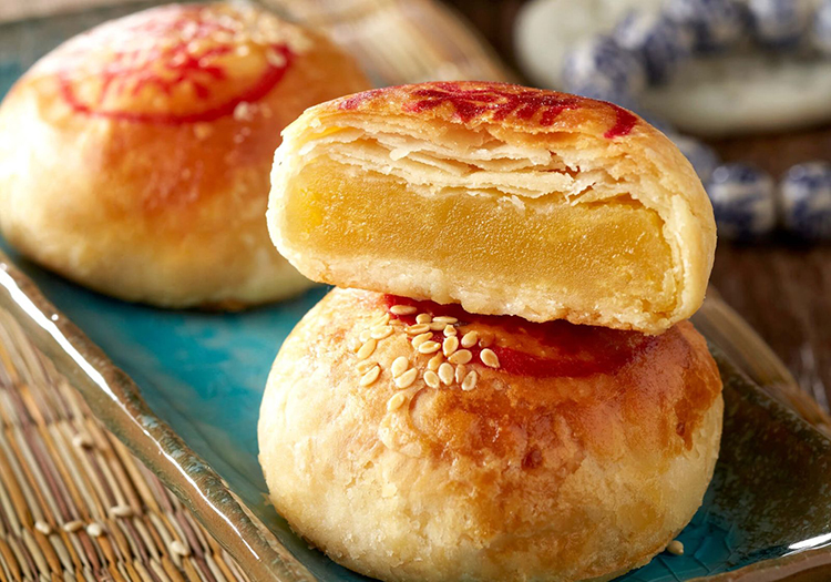 Cách làm bánh pía không cần lò nướng
