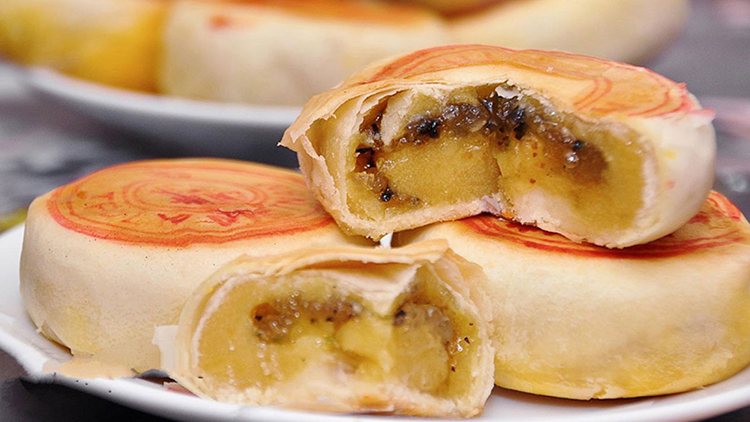 Các bước Cách làm bánh pía không cần lò nướng