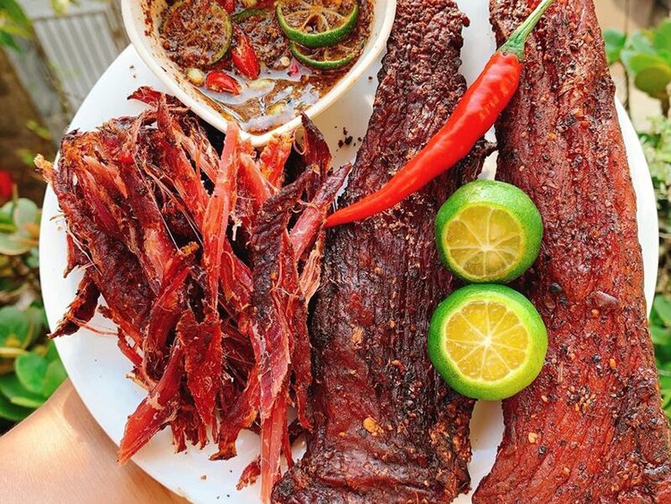 Các cách Cách làm mềm thịt trâu gác bếp đúng chuẩn