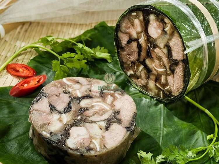 Cách gói giò mỡ bằng lá chuối truyền thống