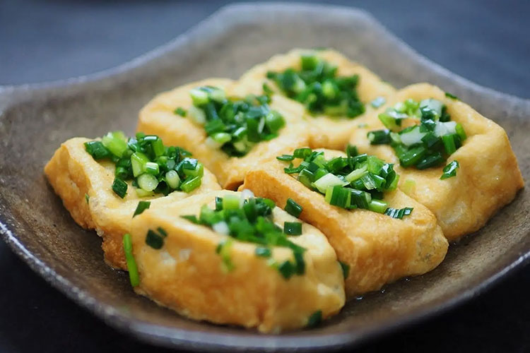 Cách làm đậu phụ tẩm hành thơm ngon, đơn giản tại nhà