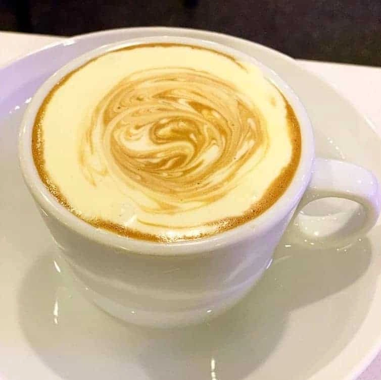 Ly cà phê trứng Hà Nội