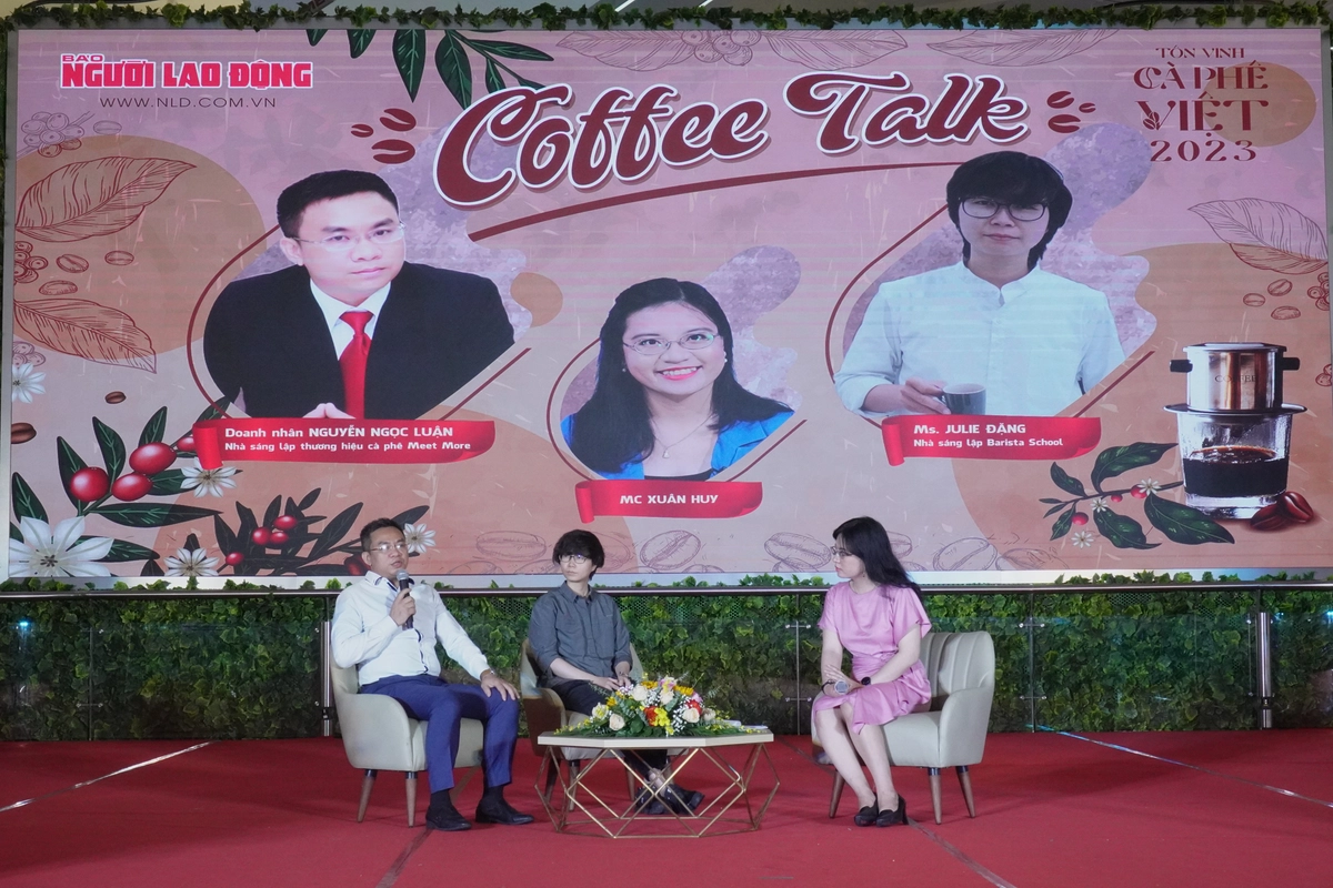 công thức gấp đôi cà phê trứng trên sổ tay barista