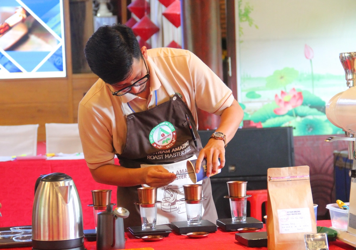 nguyên liệu cafe trứng và phin Việt Nam