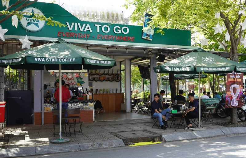 giai dap cau hoi ve nhuong quyen Lyon Coffee