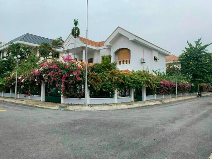 mặt tiền Laha góc hai mặt đường lưu lượng cao