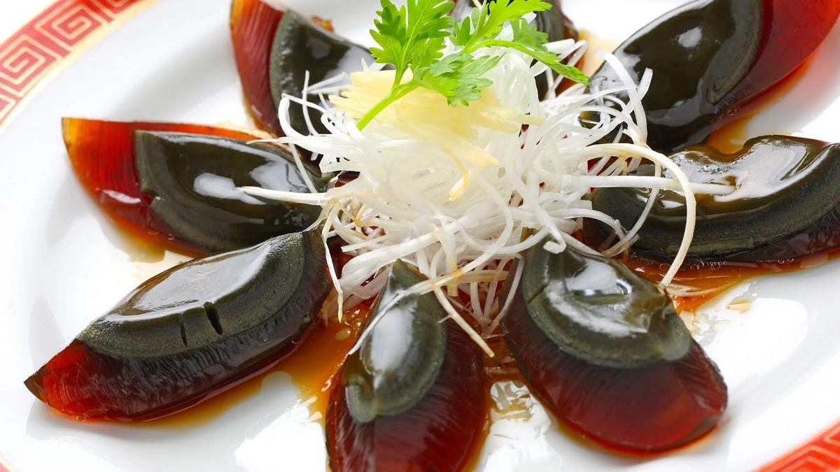cận cảnh bọt kem trứng mượt như mousse