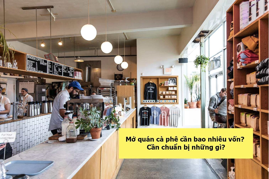 chủ quán tư vấn khách về nhượng quyền cà phê