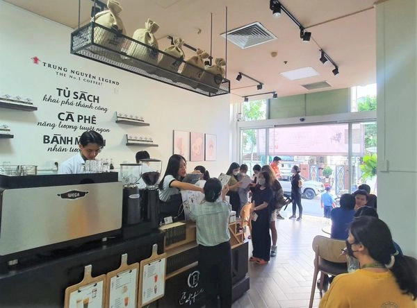 Cửa hàng Trung Nguyên E Coffee vận hành ổn định