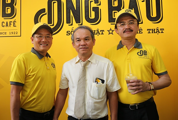 đối tác nhượng quyền Ông Bầu ký kết hợp tác