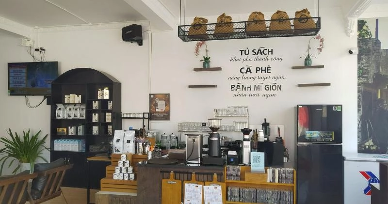 E Coffee Trung Nguyên so sánh mô hình khác