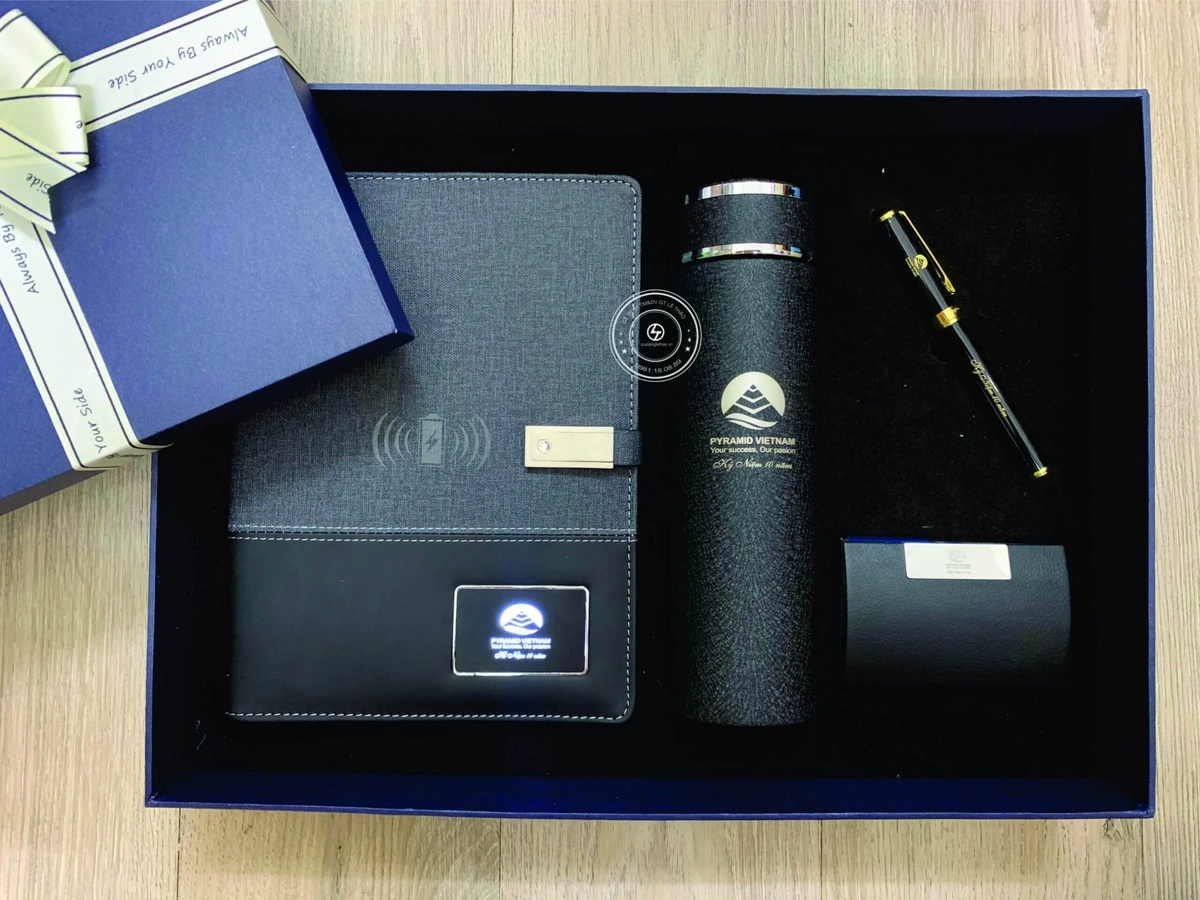 Hộp quà Trung Nguyên in logo doanh nghiệp