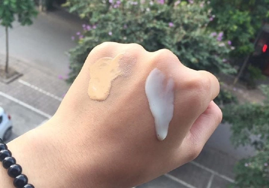 kem trứng bị tách nước và hạt đường