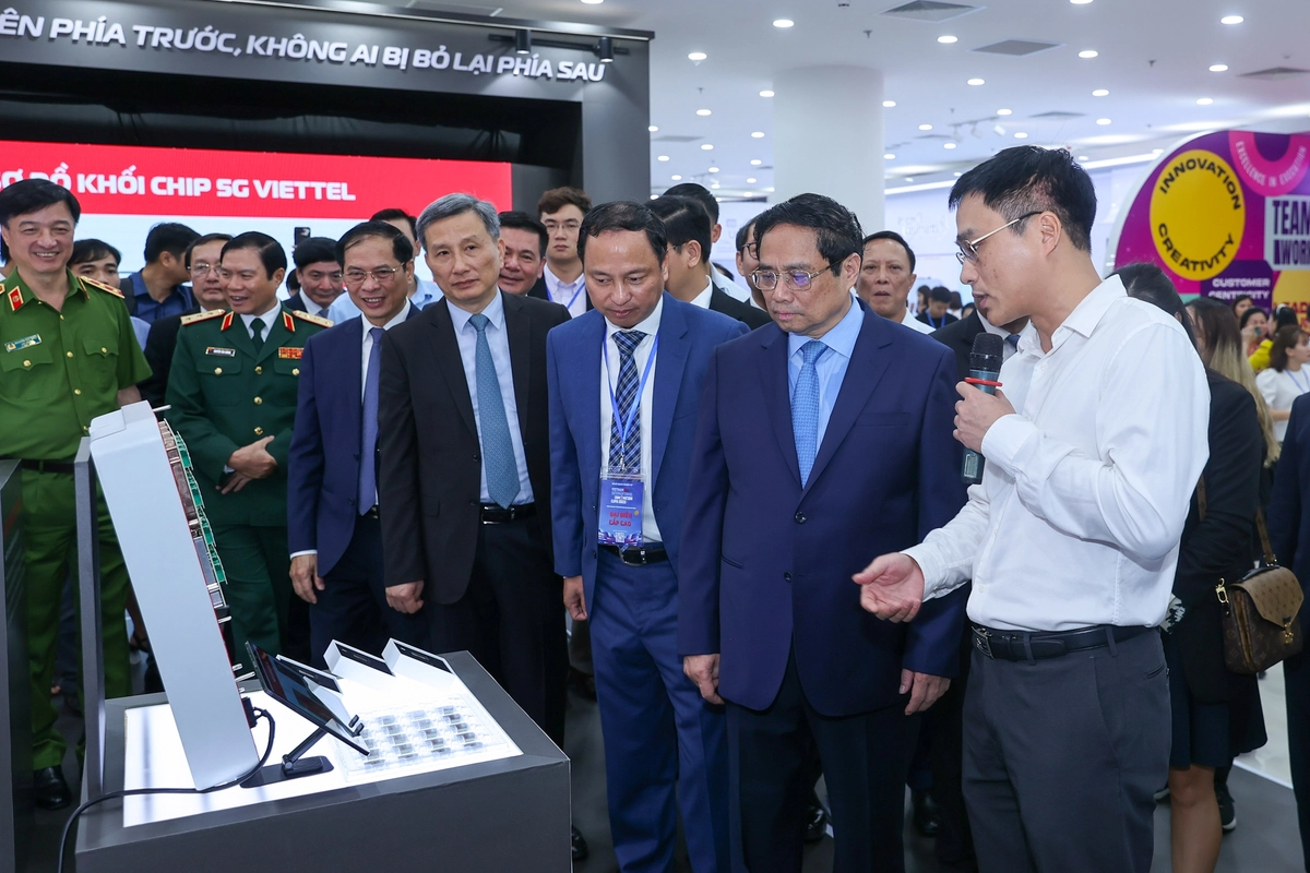 khách hàng hỏi đáp về Sáng Tạo 3