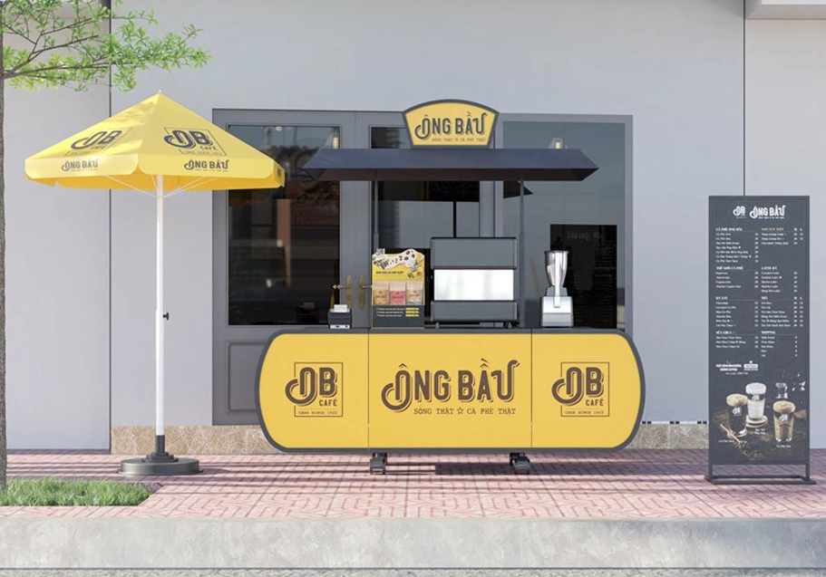khách xếp hàng tại quầy nhượng quyền cafe mang đi