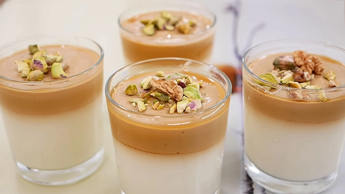 legend cafe sữa đá cạnh bánh flan caramel