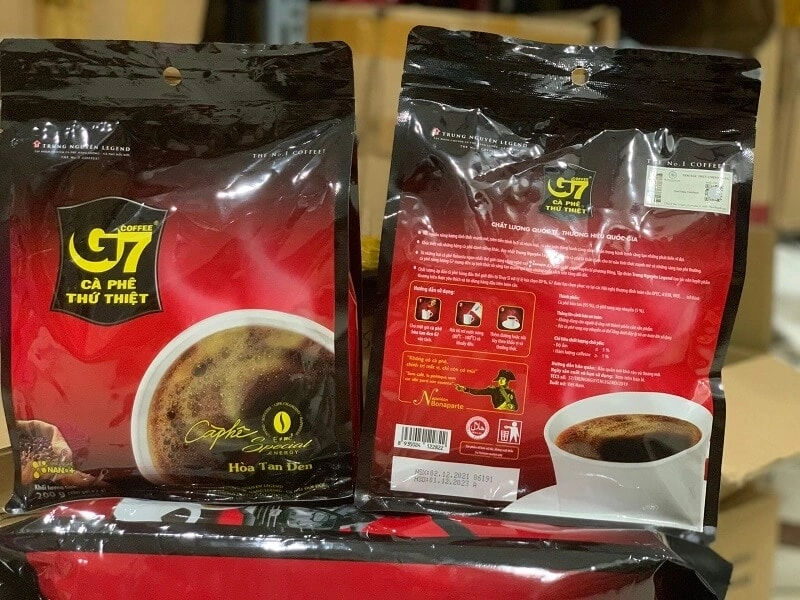 Ly cà phê G7 3in1 bốc khói thơm lừng