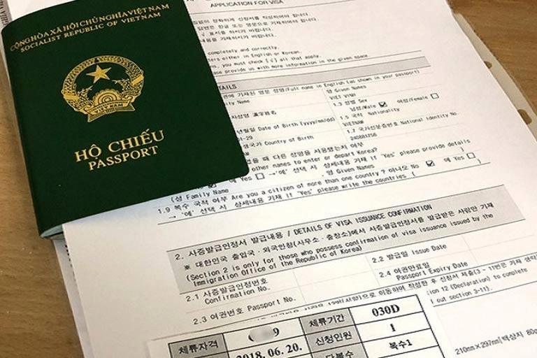 nộp hồ sơ chuyển đổi chủ tại UBND quận