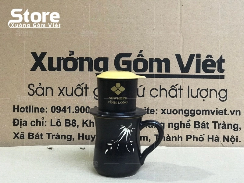 Phin cà phê inox ly thủy tinh và máy đánh trứng