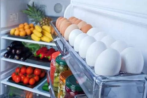 trứng tiệt trùng bảo quản lạnh trong tủ