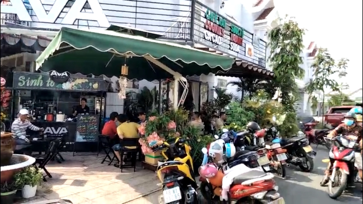 xe cà phê nhượng quyền sẵn sàng khai trương buổi sáng