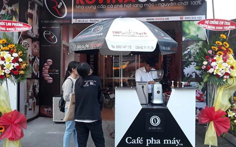 xu hướng nhượng quyền cafe take away tại Việt Nam